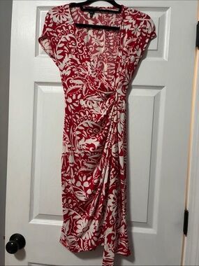 Maggie London Ellison Red & White Floral Wrap Dress - Women